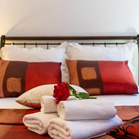 Camellia- Cozy Apartman