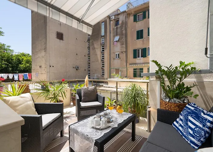 Camellia- Cozy Appartement Split