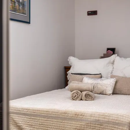 Apartment Camellia- Cozy Split